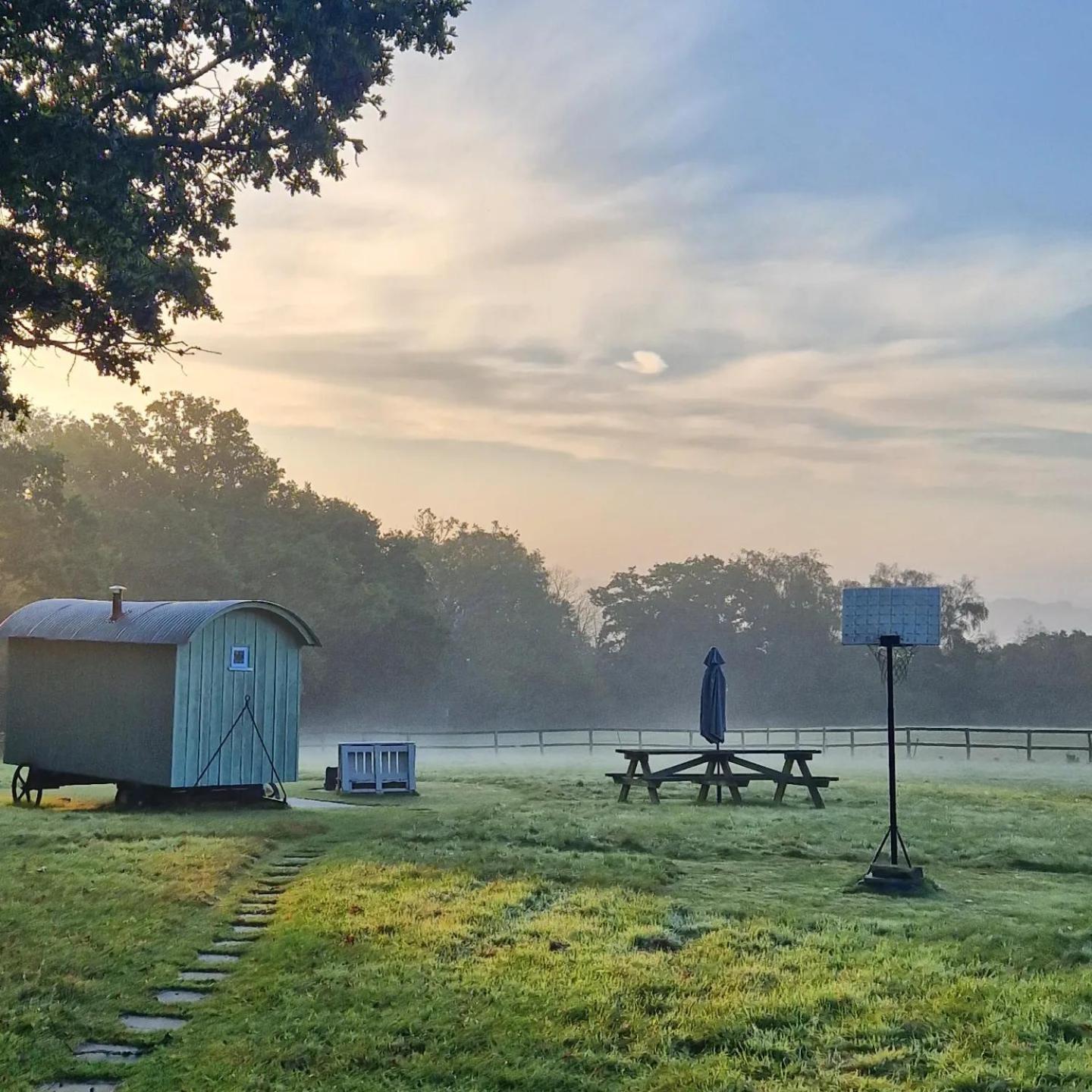 Skylark Shepherds Hut Royal Tunbridge Wells Exterior foto